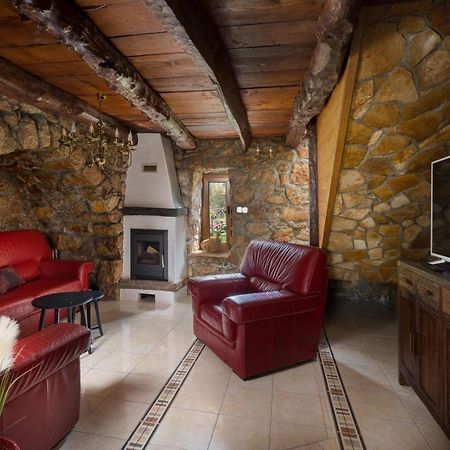 Stone Lady Holiday Home With Pool&Hot Tub,Sauna,Bbq,Garden Rasopasno Экстерьер фото