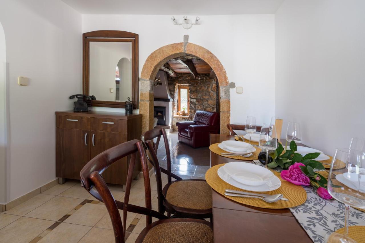 Stone Lady Holiday Home With Pool&Hot Tub,Sauna,Bbq,Garden Rasopasno Экстерьер фото