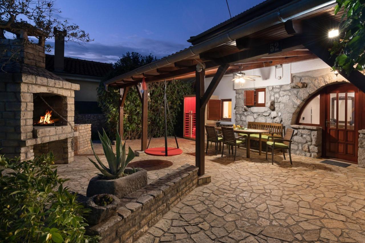 Stone Lady Holiday Home With Pool&Hot Tub,Sauna,Bbq,Garden Rasopasno Экстерьер фото